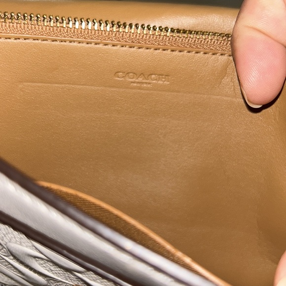 Coach pouch with chain strap - Picture 10 of 12